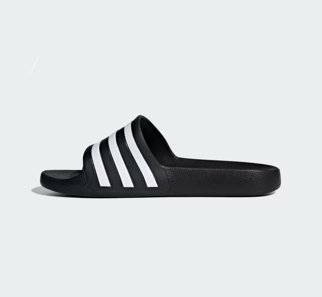 SANDALIAS ADILETTE
AQUA