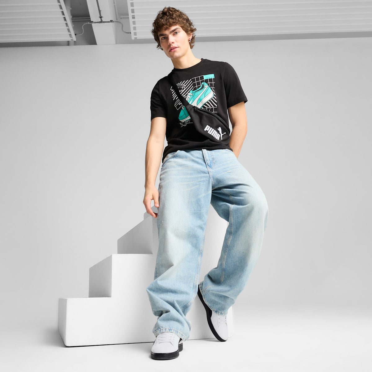 Camiseta Puma GRAPHICS Sneakers