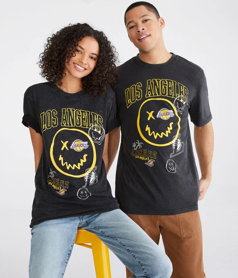 Camiseta Los Angeles Lakers Smiley Relaxed
Graphic
