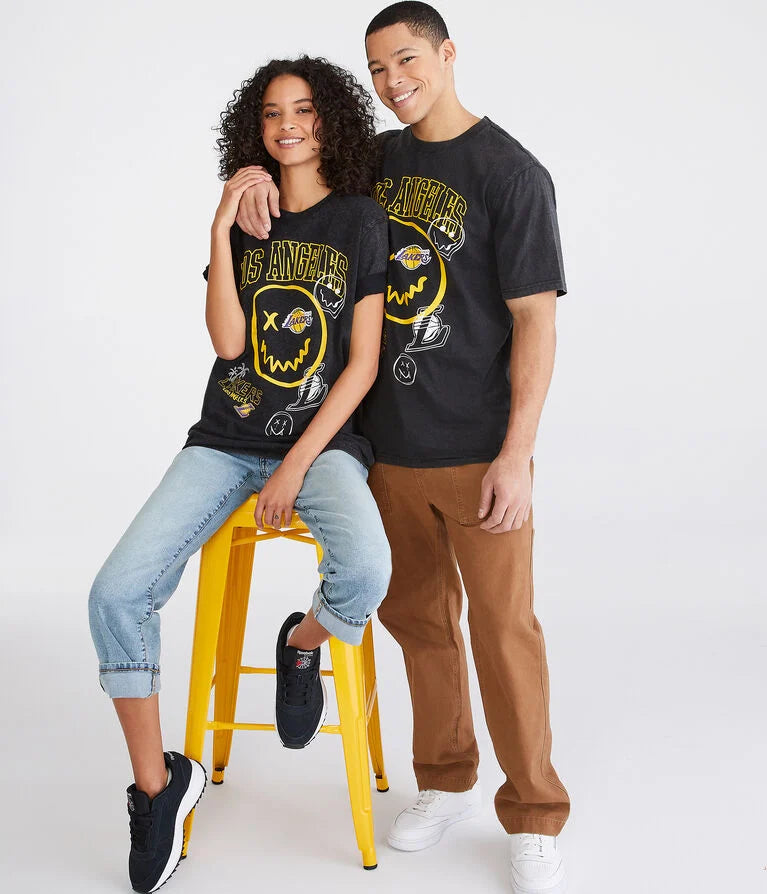 Camiseta Los Angeles Lakers Smiley Relaxed
Graphic