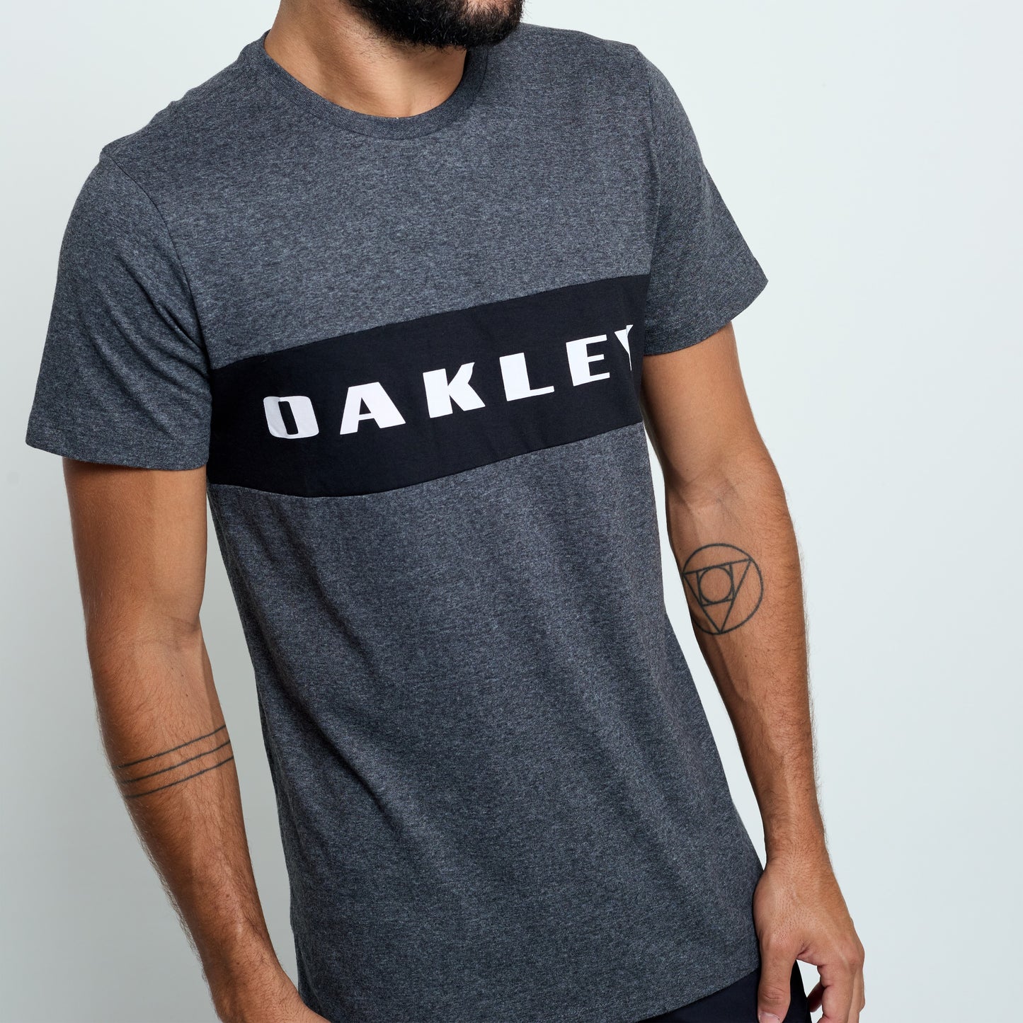 Camiseta oakley sport blackout