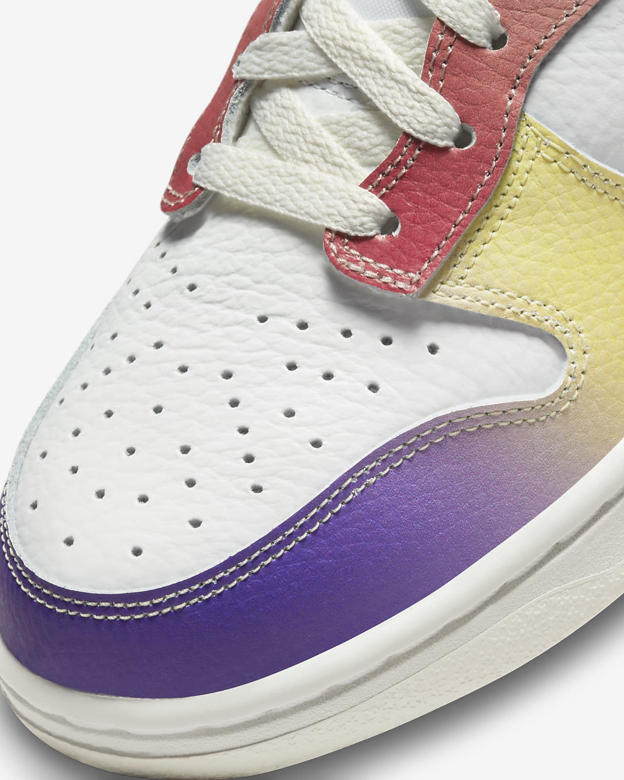 Nike Dunk
High