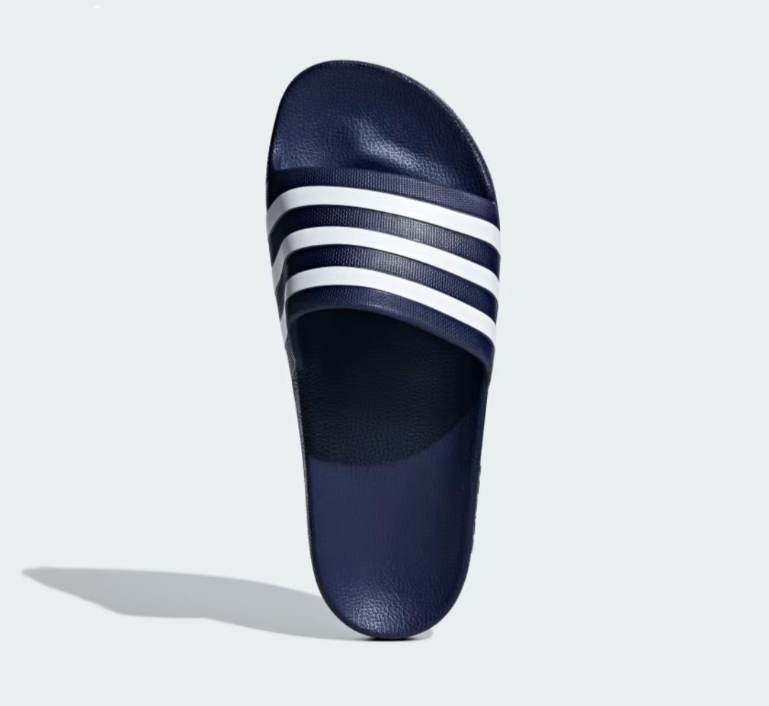 ADILETTE AQUA
SLIDES CHANCLAS ADIDAS