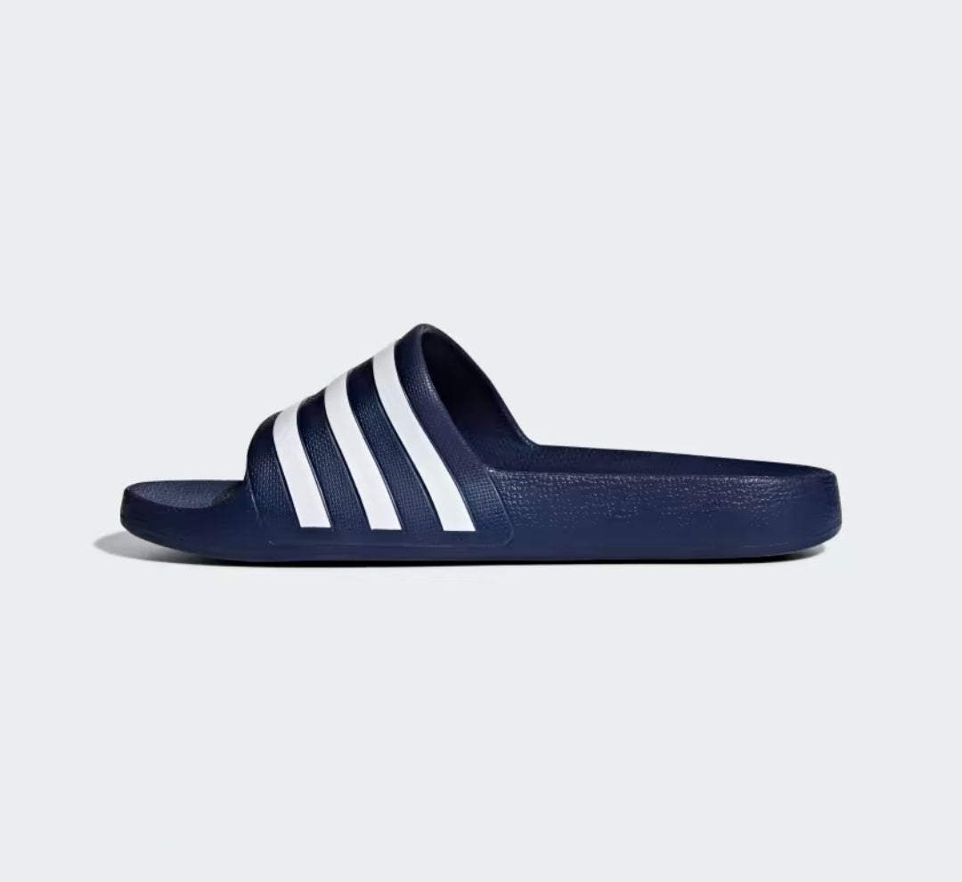 ADILETTE AQUA
SLIDES CHANCLAS ADIDAS