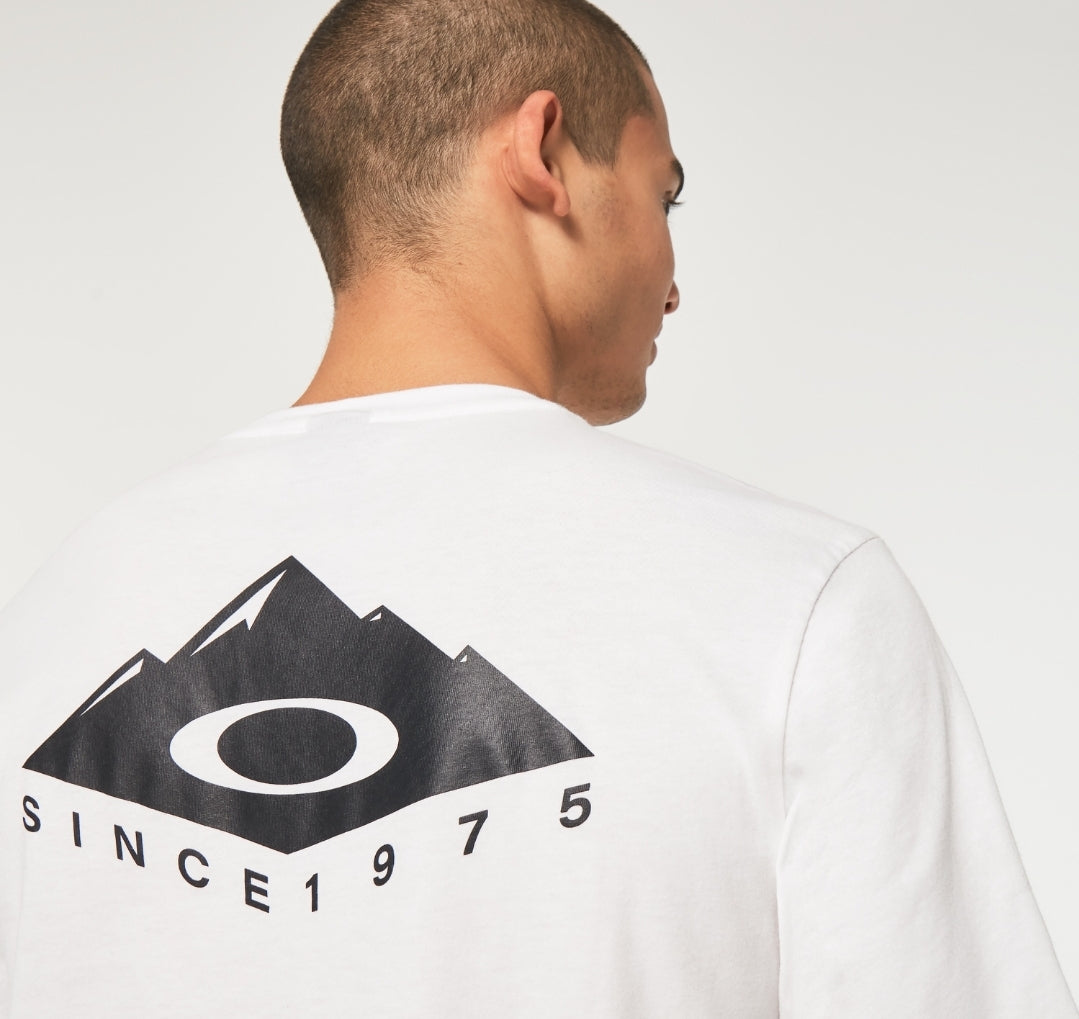 Camiseta oakley