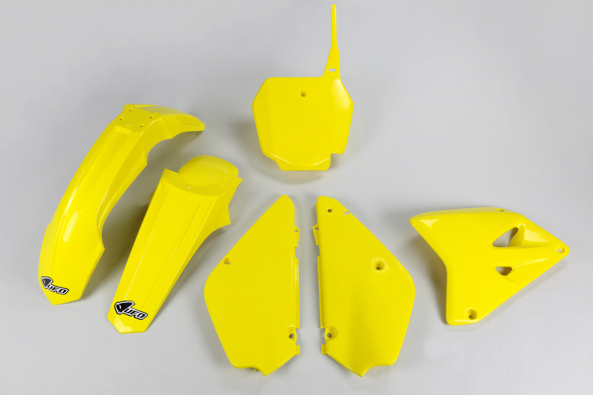 Kit de plásticos UFO Plast - Suzuki RM85
(modelo nuevo)