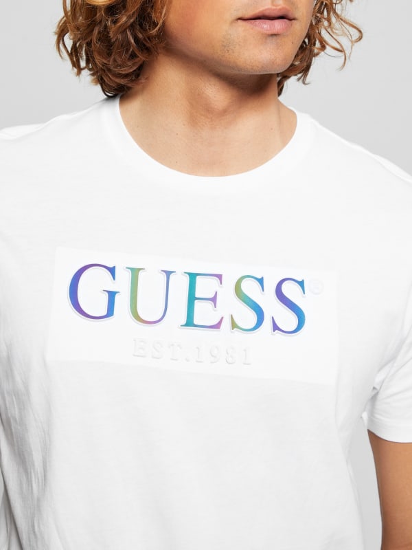 Camiseta Guess Eco Iridescent Signature